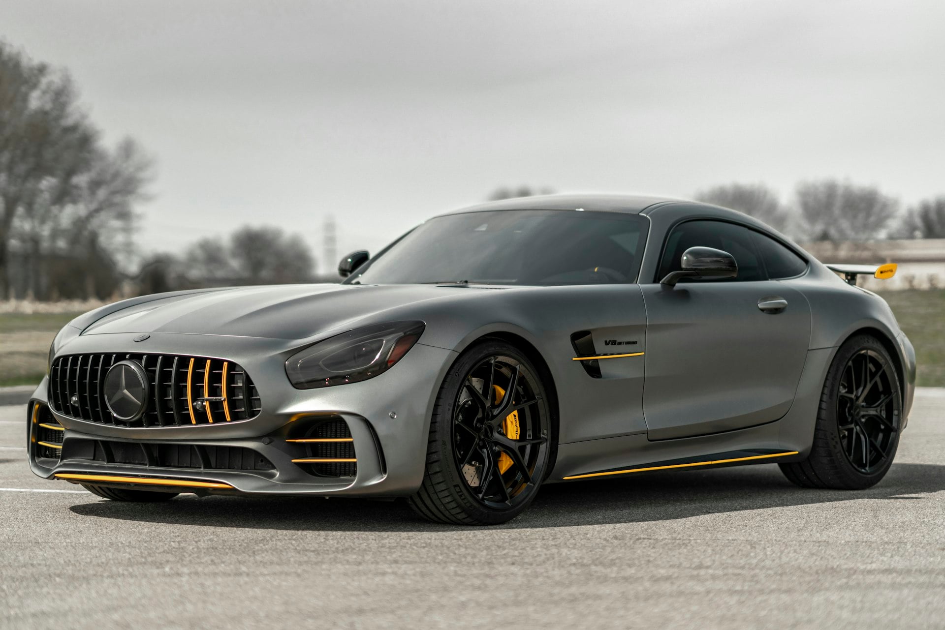 Mercedes-Benz importado e legalizado em Portugal pela Shift Q